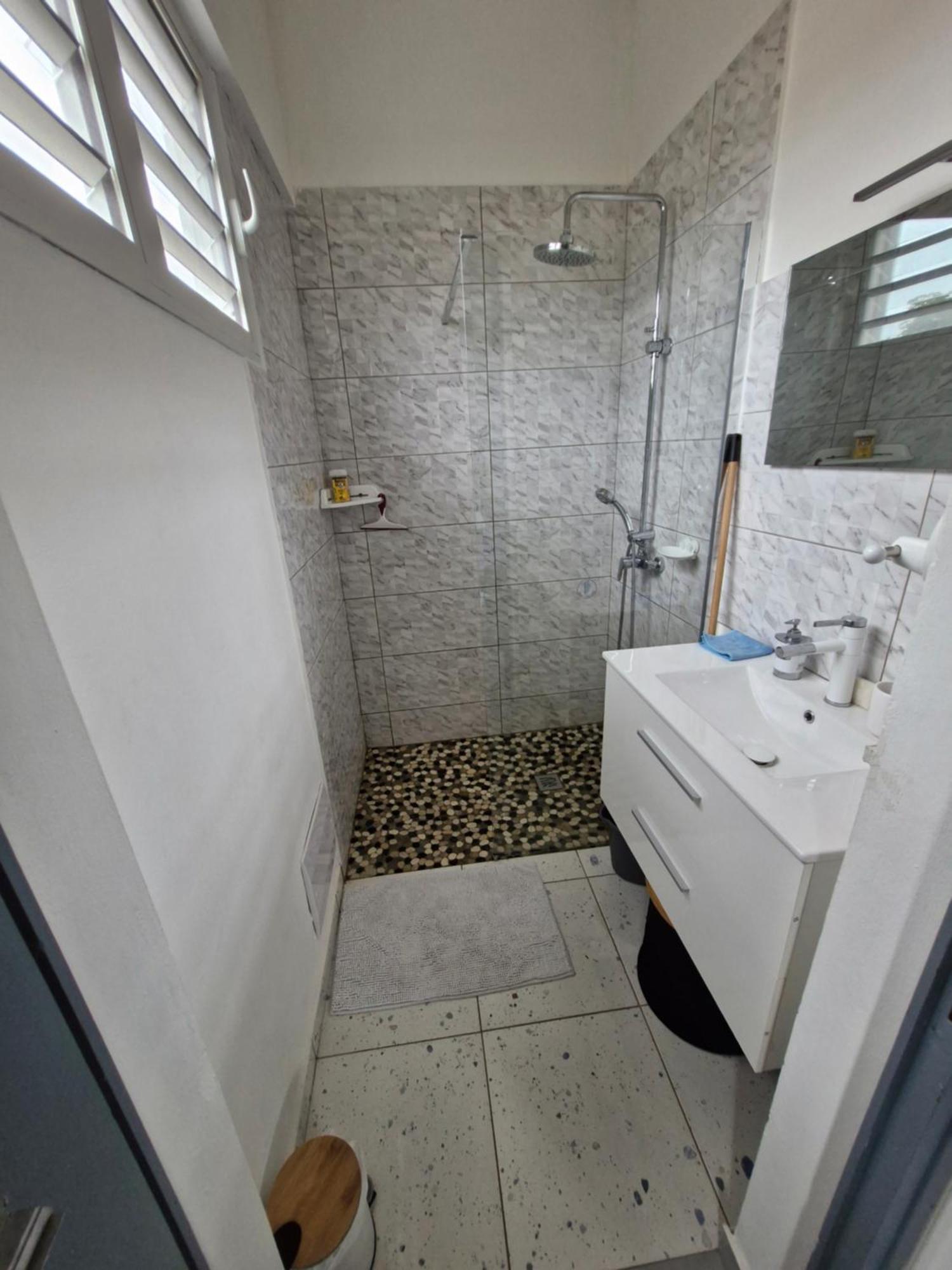 Chambres D'Hotes Dans Villa A Chateauboeuf 포르드프랑스 외부 사진